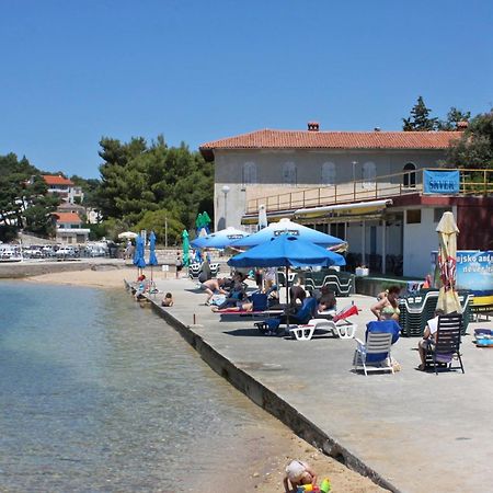 Apartments And Rooms By The Sea Palit, Rab - 5044 Luaran gambar